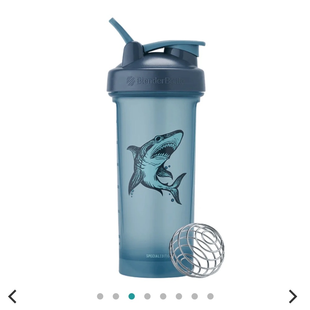 Blender Bottle "shark edition"